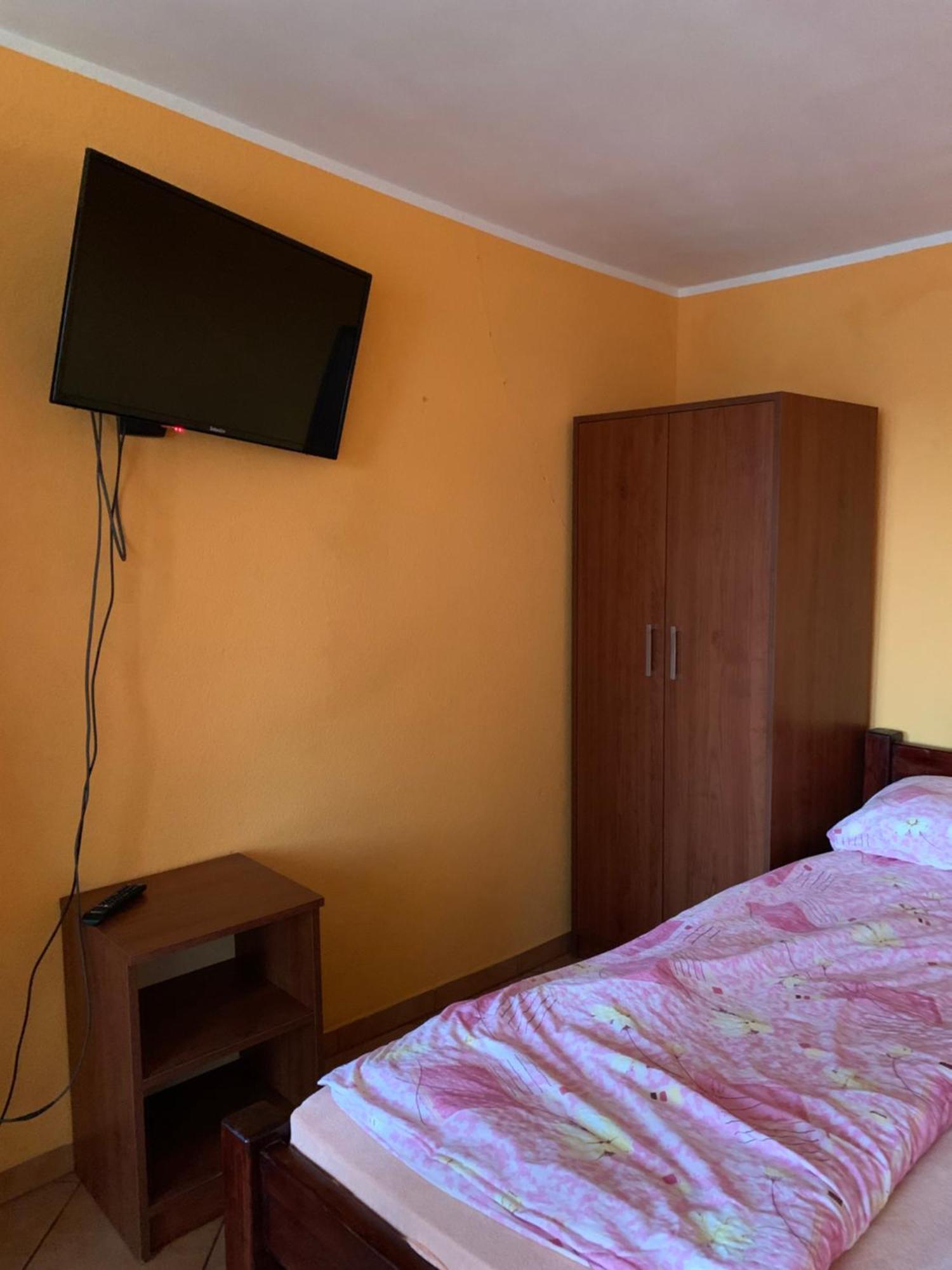 Apartamenty I Pokoje Z Widokiem Na Jezioro Wielewskie 外观 照片