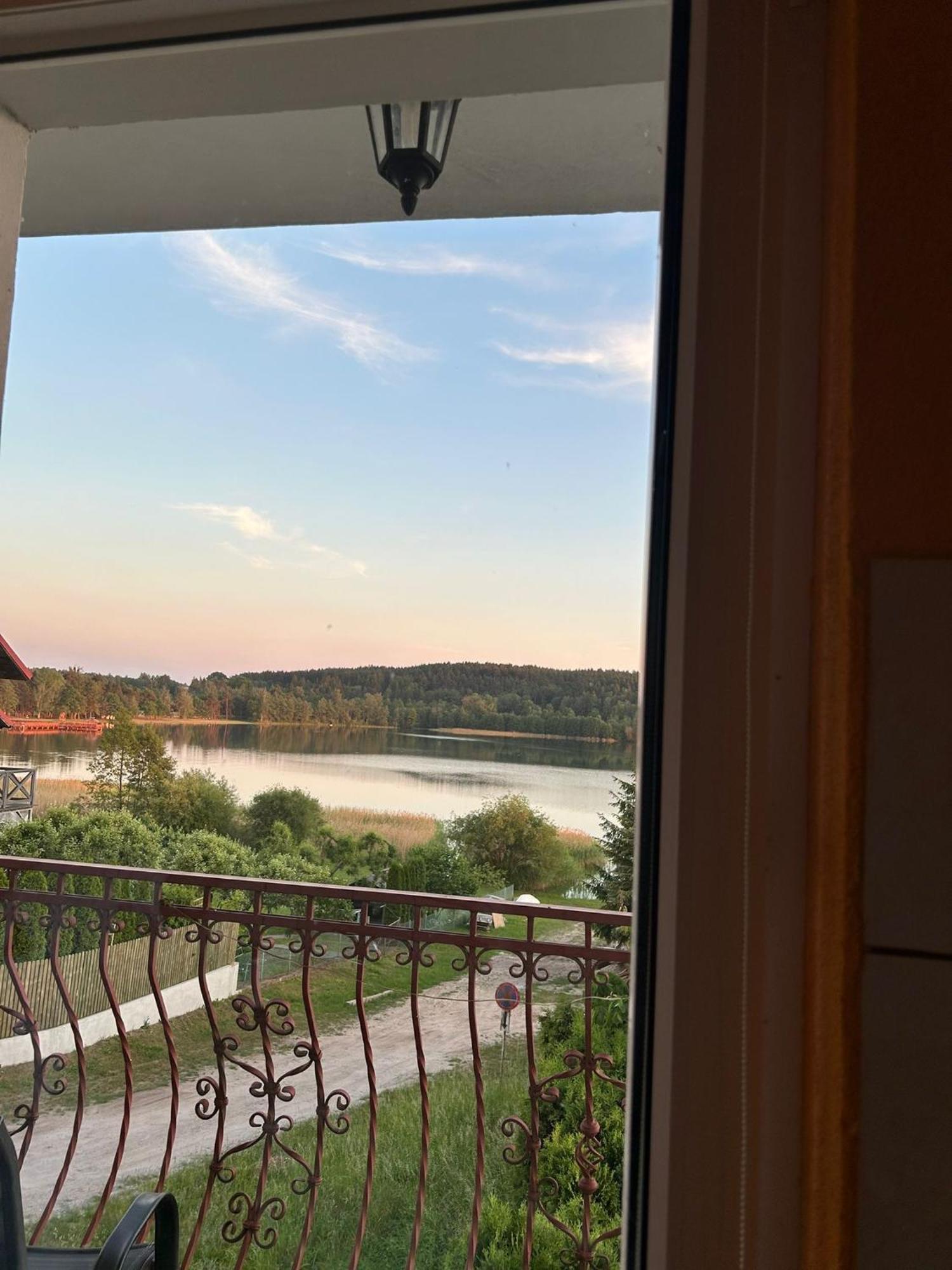 Apartamenty I Pokoje Z Widokiem Na Jezioro Wielewskie 外观 照片